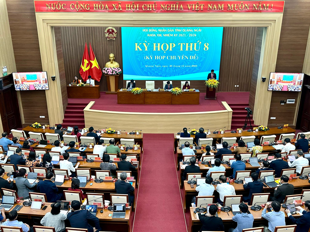 Quảng Ngãi ban hành chính sách hỗ trợ chuyển đổi nghề, giải bản tàu cá