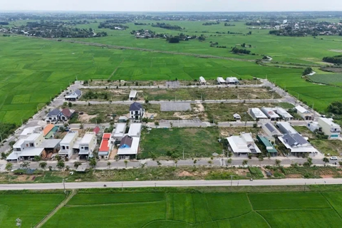Nhiều hộ dân có nguy cơ vừa tái định cư lại phải... tái định cư 