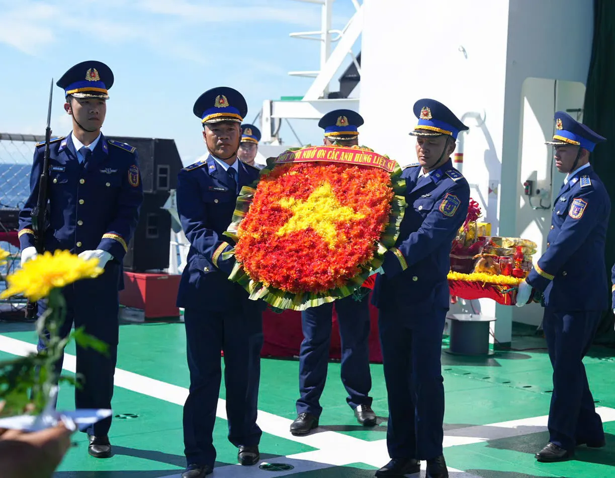 Thành kính tri ân những người hùng của "Đường Hồ Chí Minh trên biển"