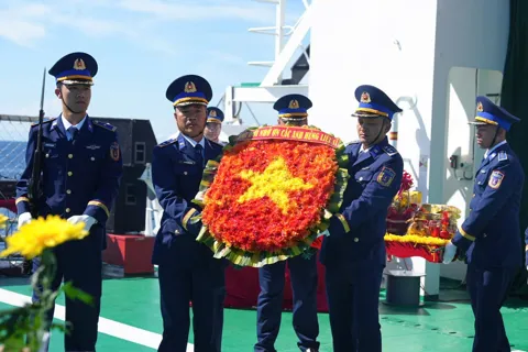 Thành kính tri ân những người hùng của "Đường Hồ Chí Minh trên biển"