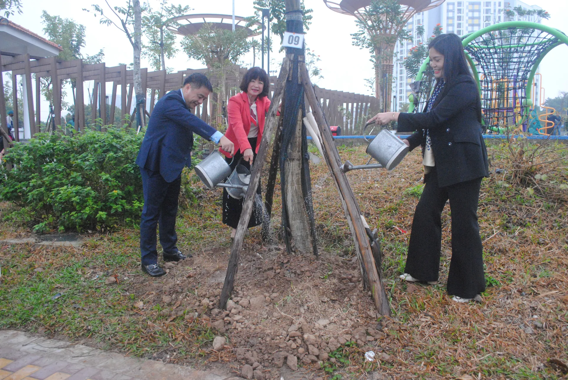 Phường Bồ Đề phấn đấu trồng 1.000 cây xanh các loại dịp đầu Xuân