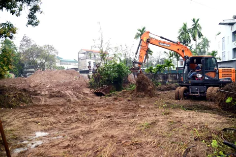 Phường Bồ Đề tăng tốc bàn giao mặt bằng sạch phục vụ dự án cầu Tứ Liên