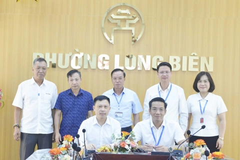 Phường Long Biên - Báo Kinh tế & Đô thị ký kết phối hợp thông tin