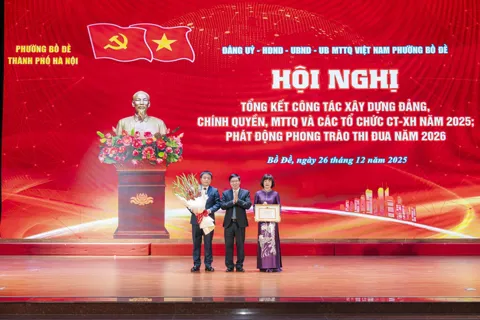 Phường Bồ Đề tiếp tục đổi mới mạnh mẽ công tác chỉ đạo điều hành, hoàn thành vượt mức nhiều chỉ tiêu