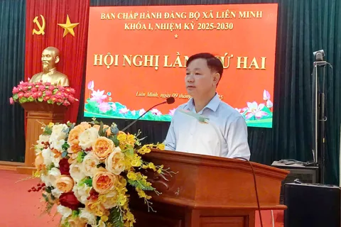 Ban Chấp hành Đảng bộ xã Liên Minh thông qua nhiều tờ trình quan trọng