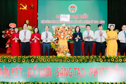 Nông dân Đan Phượng tích cực chuyển đổi số, phát triển nông nghiệp sạch