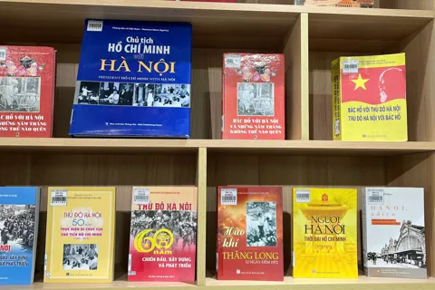 “Giải phóng Thủ đô – Trang sử vàng truyền thống”