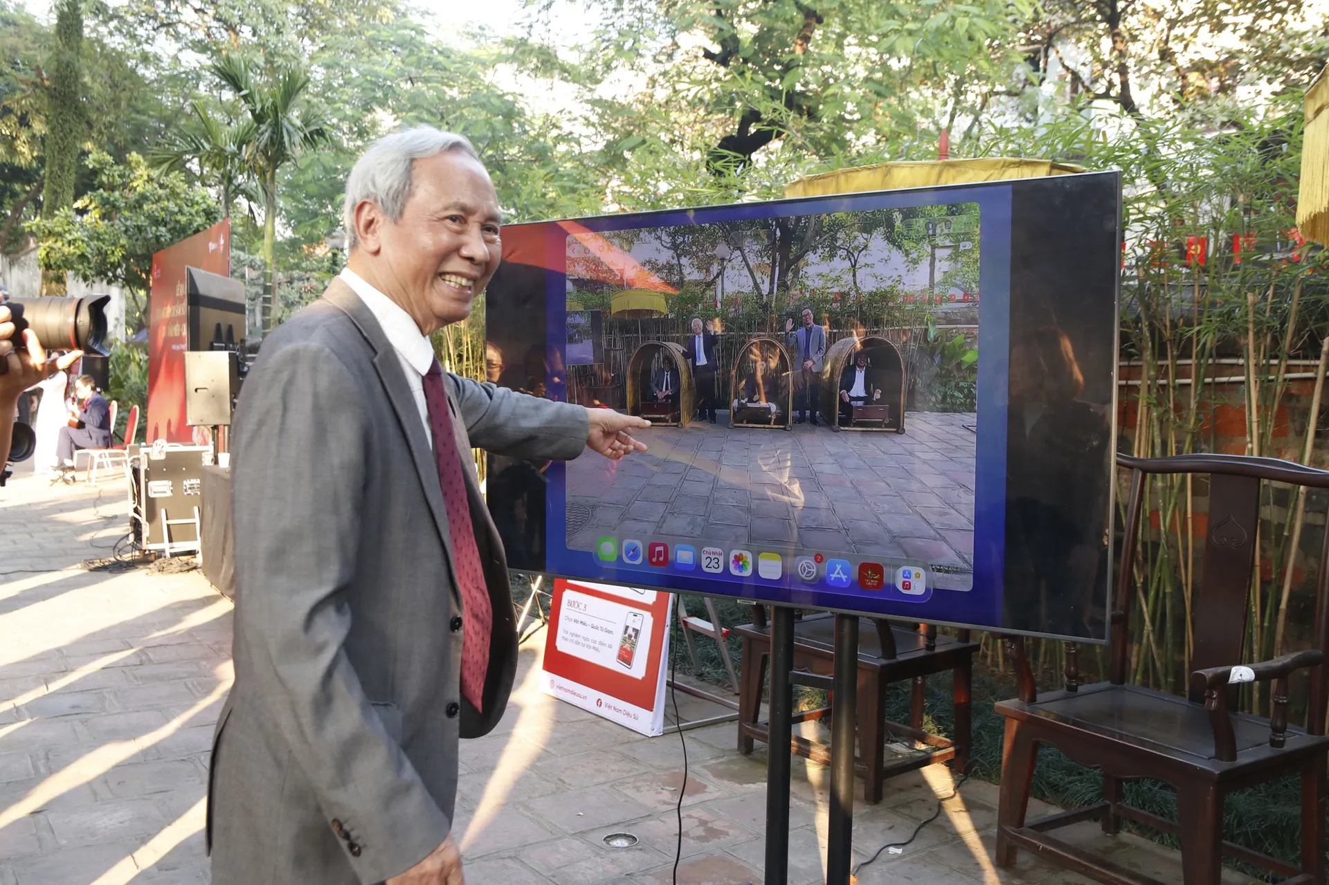 Văn Miếu – Quốc Tử Giám ra mắt trải nghiệm di sản số “Việt Nam Diệu Sử”