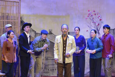 Lan tỏa giá trị tư tưởng, đạo đức, phong cách Hồ Chí Minh qua sân khấu kịch nói
