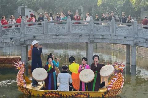 Tổ chức nhiều hoạt động văn hóa phục vụ Nhân dân đón Tết vui tươi, an toàn