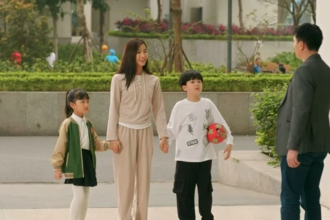 Phim “Cầu vồng ở phía chân trời” nối sóng “Những chặng đường bụi bặm”