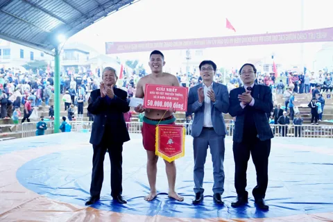 Giải võ vật truyền thống mừng Đảng, mừng Xuân Bính Ngọ 2026 xã Ô Diên thành công tốt đẹp