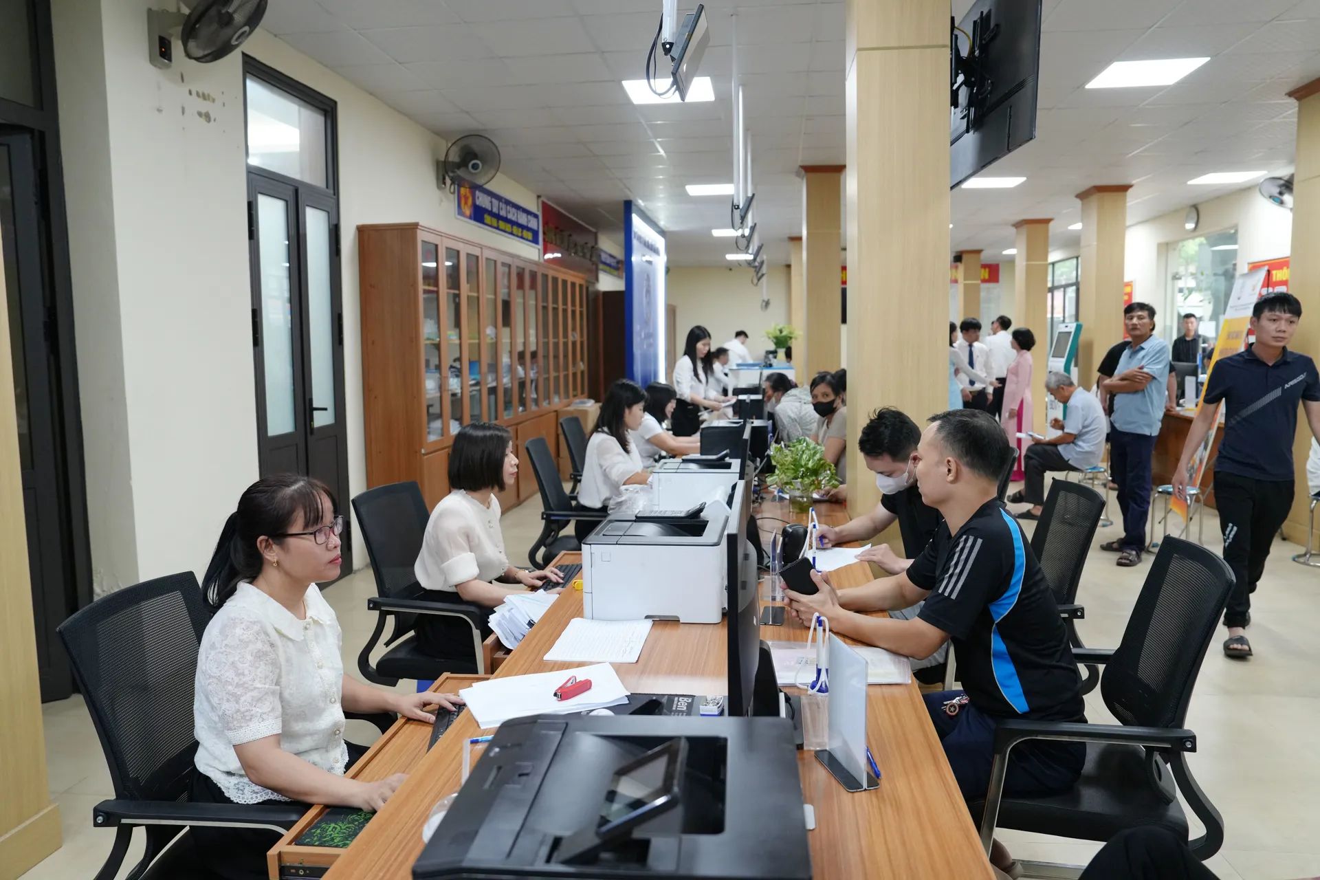 Xã Đan Phượng: tạo thuận lợi nhất cho người dân giải quyết thủ tục hành chính