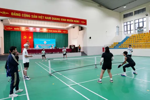 Gần 100 vận động viên tranh tài tại Giải pickleball xã Đan Phượng