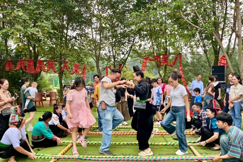 Tôn vinh giá trị văn hóa và tình cảm gia đình Việt Nam