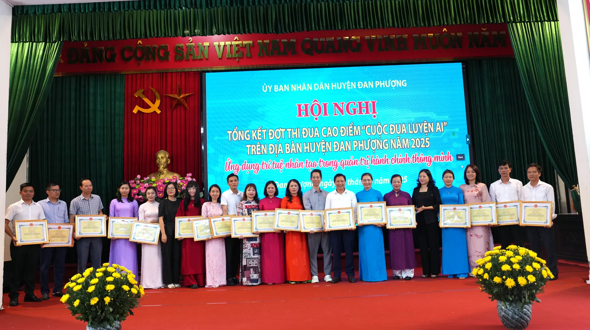 Huyện Đan Phượng: lan tỏa chuyển đổi số đến từng người dân