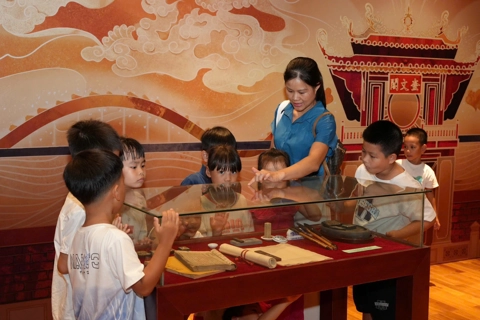 Triển lãm “Văn Miếu – Quốc Tử Giám, không gian văn hóa từ tri thức ngàn năm”