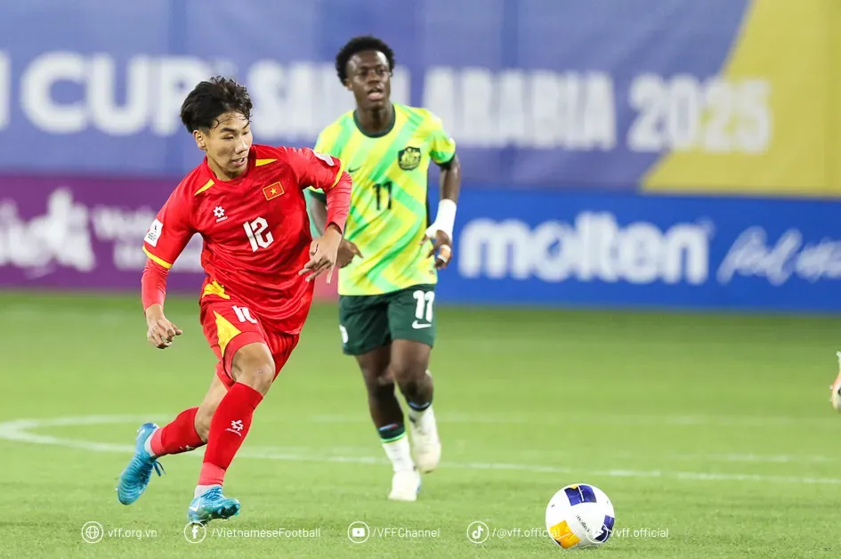 Triệu tập 30 cầu thủ chuẩn bị cho giải U16 quốc tế CFA Team China 2025