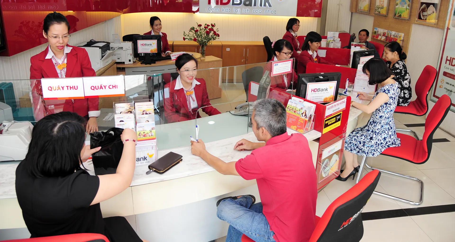 Bước ngoặt bỏ room tín dụng