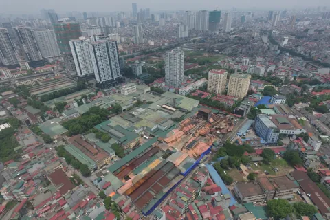 Di dời trụ sở, cơ sở sản xuất khỏi nội đô: Nhìn nhận đúng nhu cầu phát triển