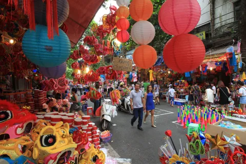 Phía sau nhịp điệu đón trăng Rằm