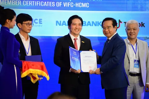 Nam A Bank – Nhà đầu tư chiến lược Trung tâm Tài chính Quốc tế Việt Nam tại TP Hồ Chí Minh
