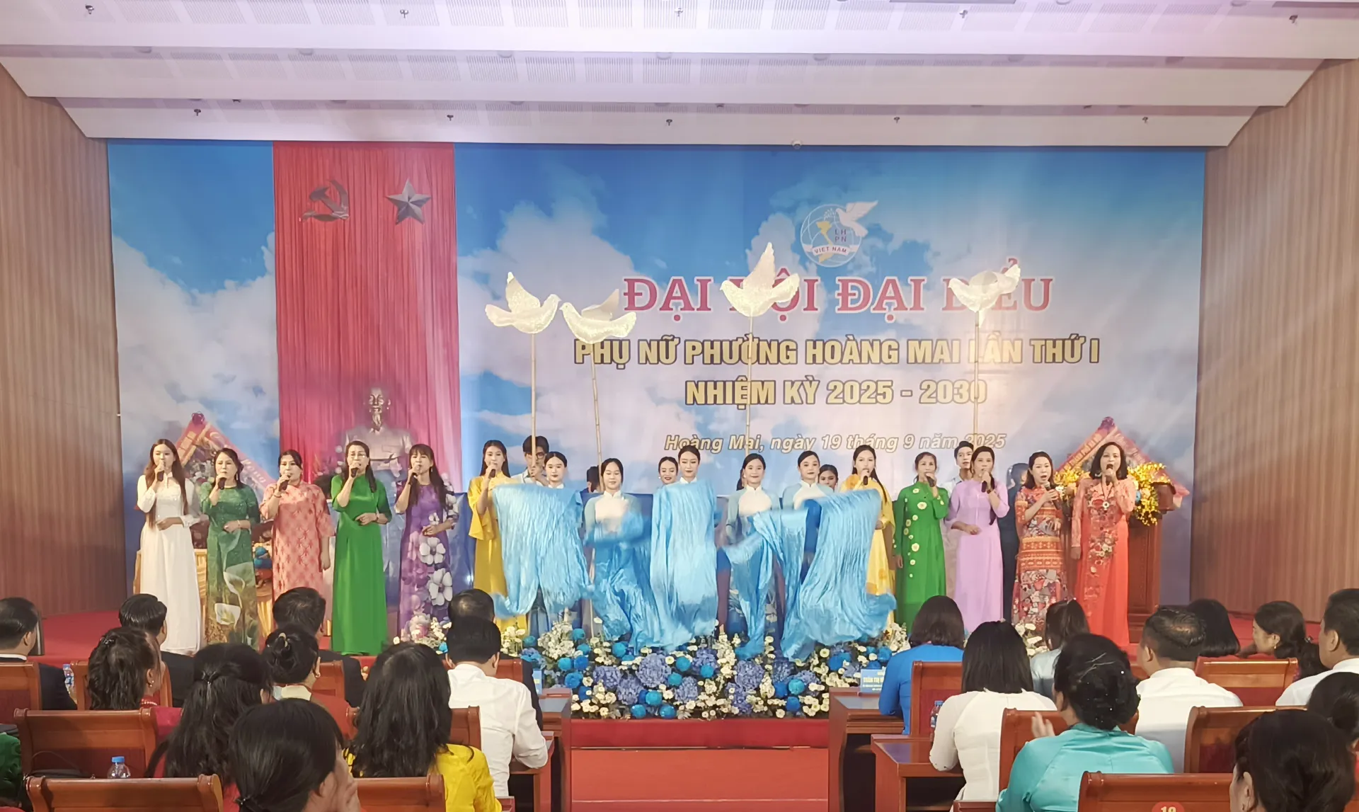 Phụ nữ Hoàng Mai đoàn kết, sáng tạo, xây dựng đô thị văn minh
