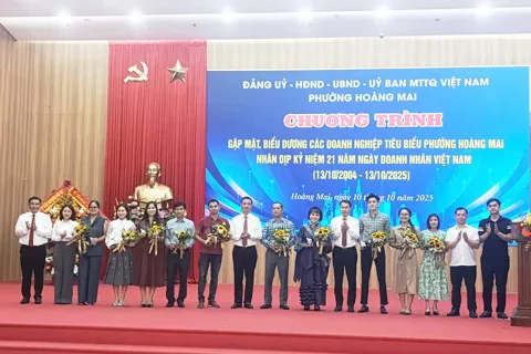 Phường Hoàng Mai tổ chức gặp mặt, biểu dương doanh nghiệp tiêu biểu

