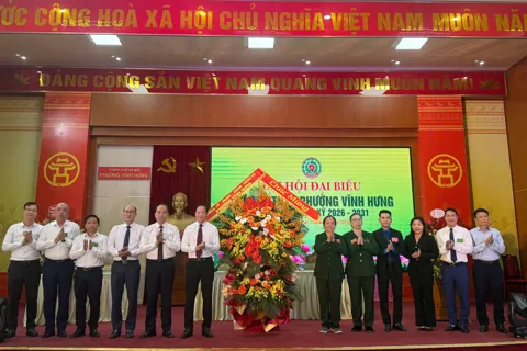 Cựu thanh niên xung phong phường Vĩnh Hưng phát huy truyền thống “Tuổi cao - Gương sáng”