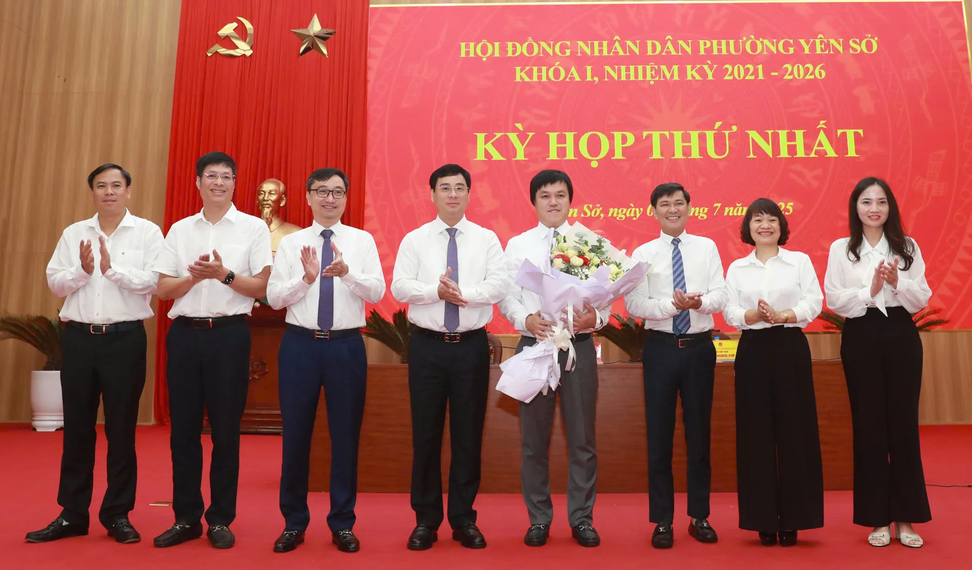 HĐND phường Yên Sở tổ chức kỳ họp đầu, thông qua nhiều quyết sách quan trọng
