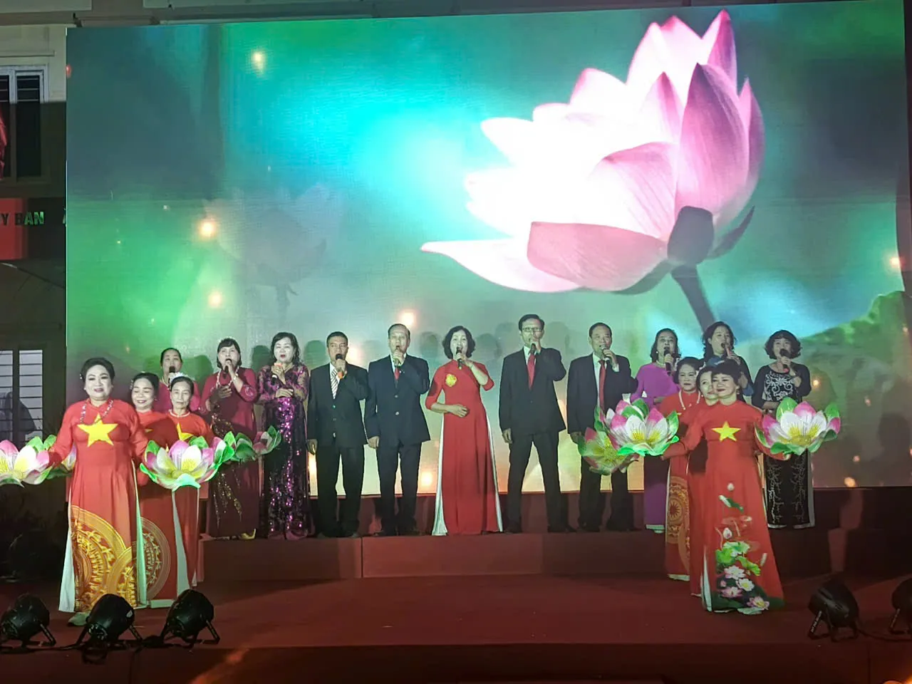 Phường Vĩnh Hưng tổ chức chương trình nghệ thuật “Mừng Đảng, Mừng Xuân”