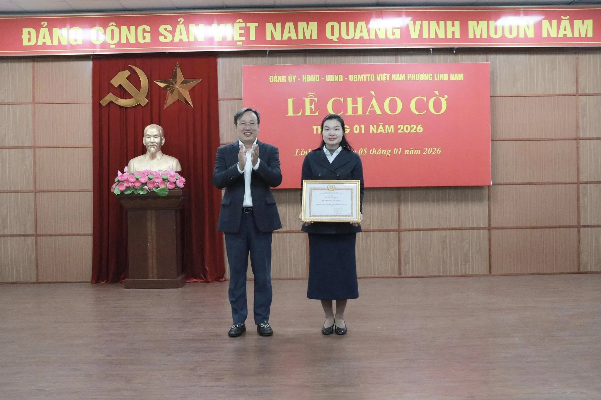 Tấm gương sáng của nữ Trưởng ban Xây dựng Đảng phường Lĩnh Nam