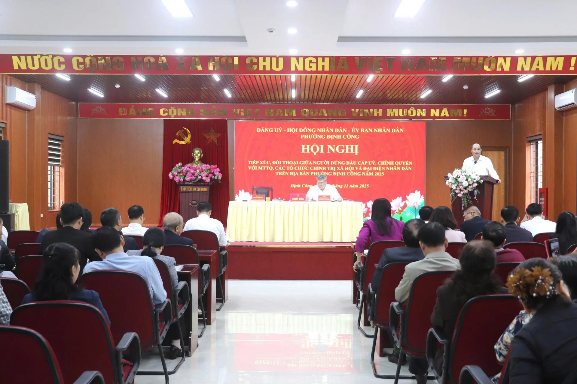 Người dân phường Định Công kiến nghị nhiều vấn đề liên quan đến quản lý đô thị