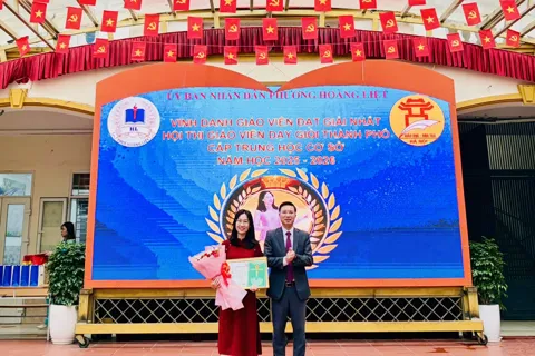 UBND phường Hoàng Liệt khen thưởng Giải Nhất giáo viên Giỏi Thành phố Hà Nội