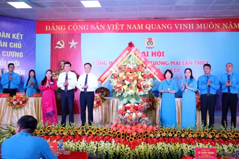 Đại hội Công đoàn phường Tương Mai lần thứ I: nâng cao hiệu quả chăm lo đời sống người lao động
