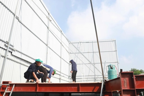Phường Định Công ra quân xử lý vi phạm về trật tự xây dựng